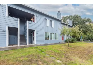 Photo #6: 21284410 Listing