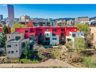 Photo #1: 21284700 Listing 