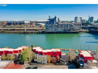 Photo #3: 21284700 Listing 