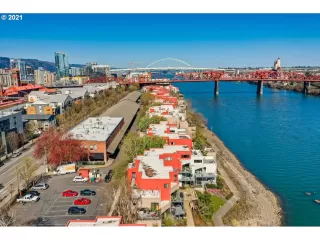 Photo #6: 21284700 Listing 