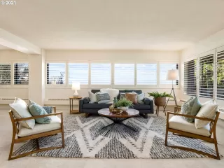 Photo #4: 21286609 Listing