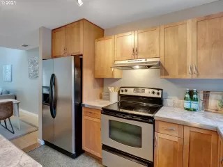 Photo #2: 21286734 Listing 