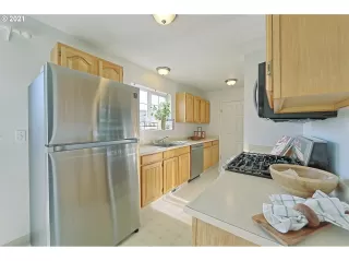 Photo #2: 21287144 Listing