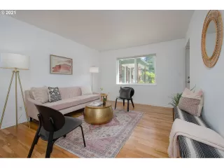 Photo #6: 21287229 Listing