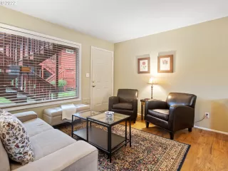 Photo #2: 21287355 Listing 