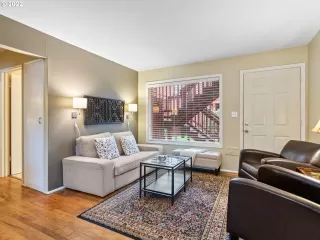 Photo #5: 21287355 Listing 