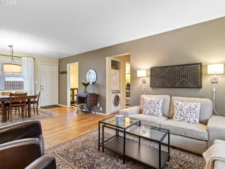 Photo #6: 21287355 Listing 