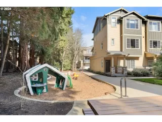 Photo #3: 21287621 Listing 