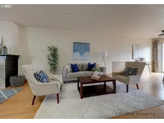 Photo #2: 21287976 Listing