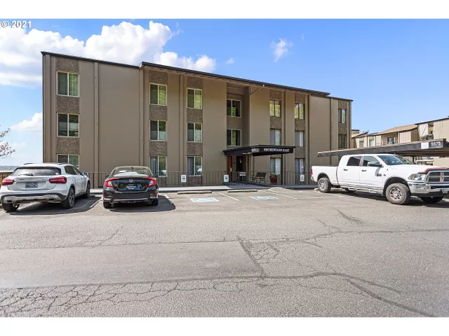 MLS: 21288266 Condo For Sale