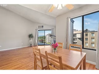 Photo #1: 21288266 Listing