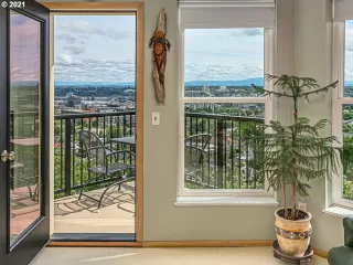 Photo #5: 21288334 Listing 