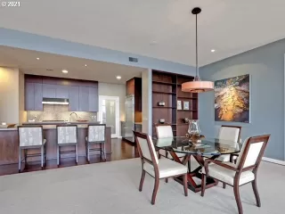 Photo #3: 21288817 Listing