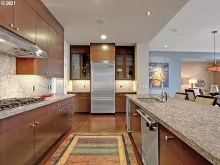 Photo #5: 21288817 Listing