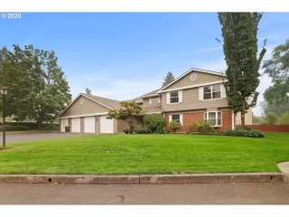 Photo #1: 21289012 Listing