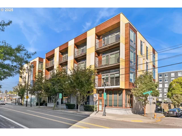 MLS: 212906726 Condo For Sale