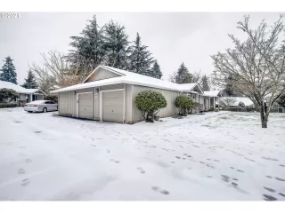 Photo #1: 21291592 Listing