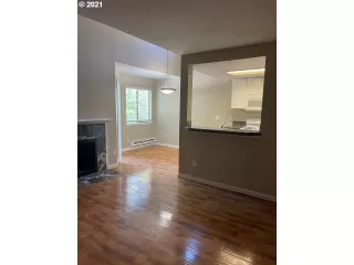 Photo #3: 21292255 Listing