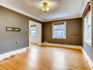 Photo #3: 21292469 Listing