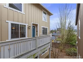 Photo #2: 21292993 Listing 