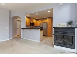 Photo #6: 21292993 Listing 