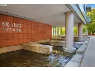 Photo #1: 21293245 Listing