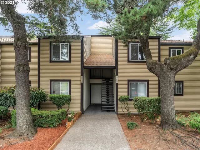MLS: 21293585 Condo For Sale