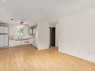 Photo #4: 21293585 Listing 