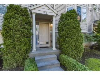 Photo #2: 21294706 Listing