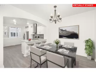 Photo #5: 21295508 Listing 