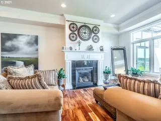 Photo #3: 21295647 Listing 