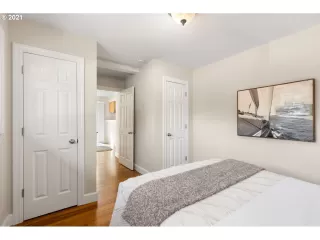 Photo #1: 21295925 Listing