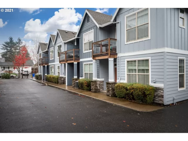 MLS: 21295993 Condo For Sale