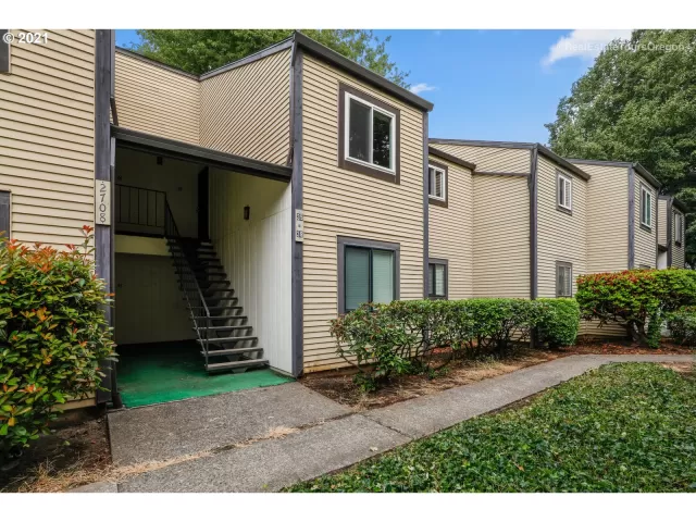 MLS: 21296185 Condo For Sale