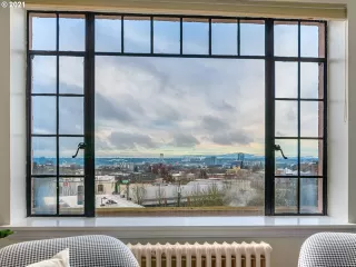 Photo #3: 21296708 Listing