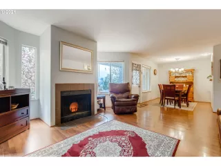 Photo #2: 21297829 Listing