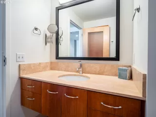 Photo #1: 21297983 Listing 