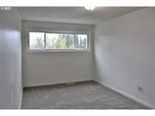 Photo #1: 21298655 Listing