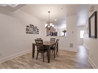 Photo #3: 21299253 Listing 