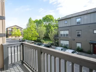 Photo #1: 21299375 Listing 