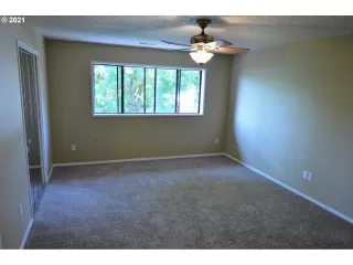 Photo #1: 21299424 Listing