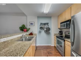 Photo #3: 21299719 Listing