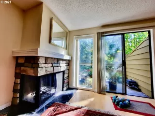 Photo #4: 21299756 Listing