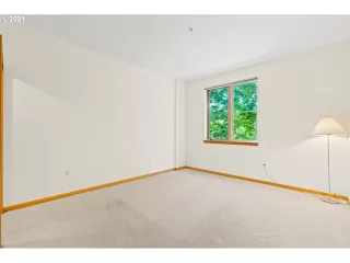 Photo #2: 21300025 Listing