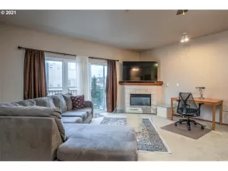 Photo #1: 21300593 Listing