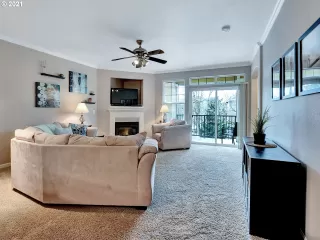 Photo #1: 21300733 Listing