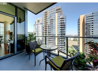 Photo #3: 21300762 Listing