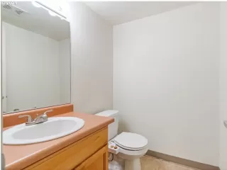 Photo #3: 21300813 Listing