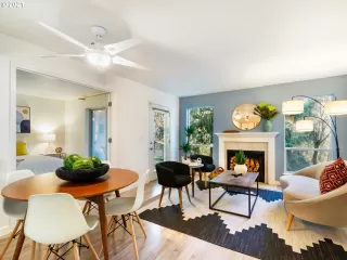 Photo #2: 21301241 Listing