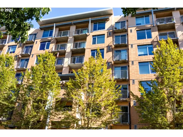 MLS: 21302336 Condo For Sale